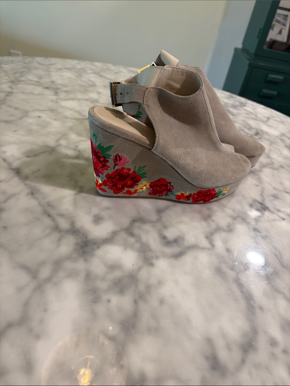 Kenneth Cole Taupe Suede Wedge Sandals with Red Floral Embroidery